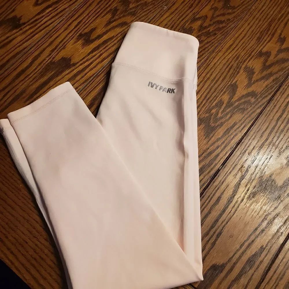 Ivy Park pale pink crop leggings sz small